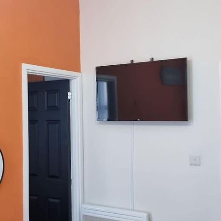 סוואנסי Skyline King Suites 202 מראה חיצוני תמונה